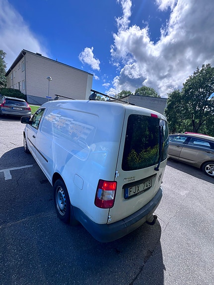 Volkswagen Caddy Maxi 7 of 10