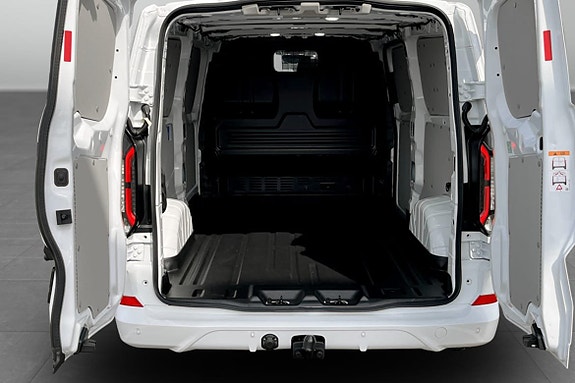 Ford Transit Custom 7 of 7
