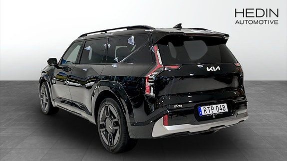 Kia EV9 6 of 17