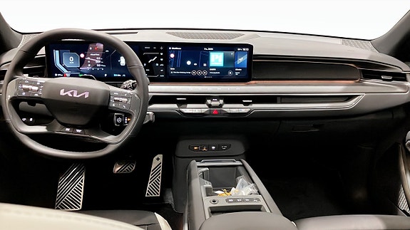 Kia EV9 7 of 17