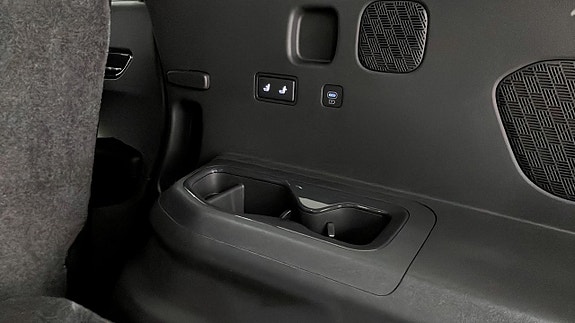 Kia EV9 14 of 17