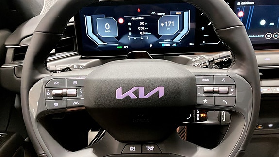 Kia EV9 10 of 17