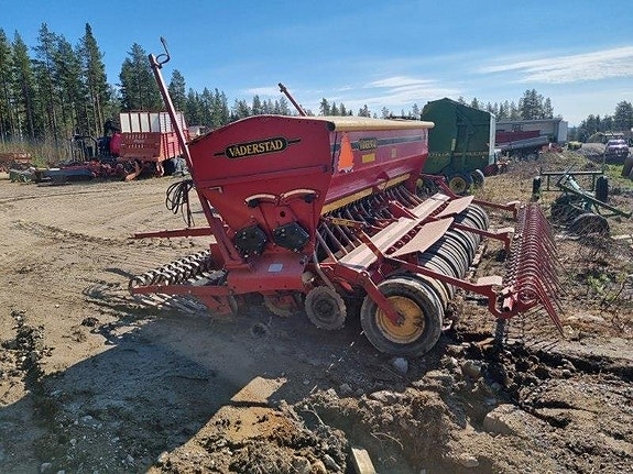 Väderstad 400C 2 of 2