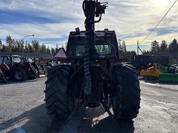 Fiat 110-90 DT med skogskran 5 of 8
