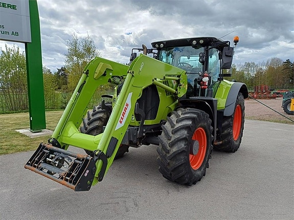 CLAAS Arion 660 2 of 8