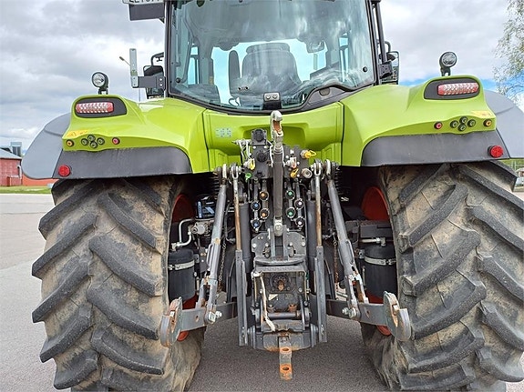 CLAAS Arion 660 6 of 8