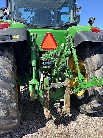 John Deere 7230R 4 of 6