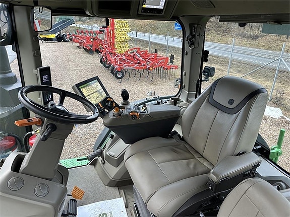 John Deere 7R 350 6 of 8