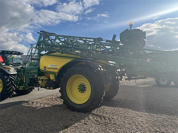 John Deere M952 4 of 12