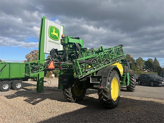 John Deere M952 2 of 12