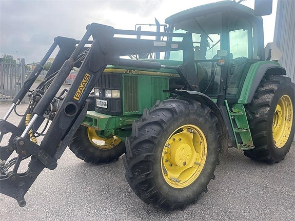 John Deere 6900 TRAKTOR