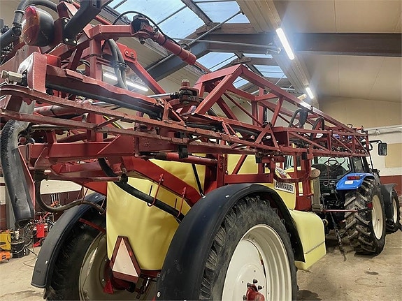 Hardi NAVIGATOR 2800 SPRUTA 24M RAMP 2 of 3