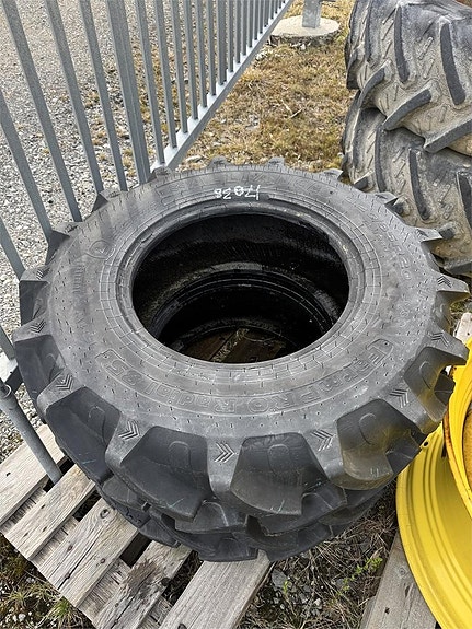 2st Nya Alliance 320/85R20 2 of 2