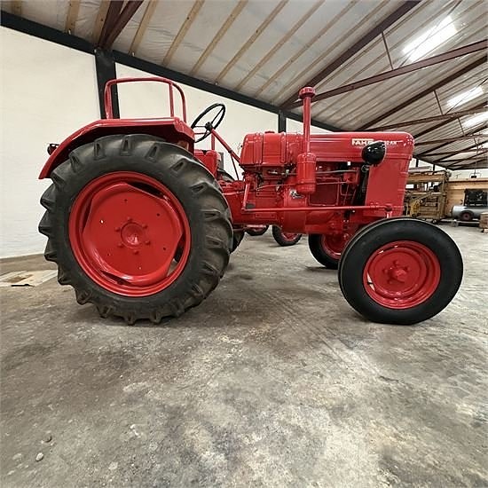 Fahr D130 2 of 19