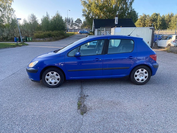 Peugeot 307 3 of 13