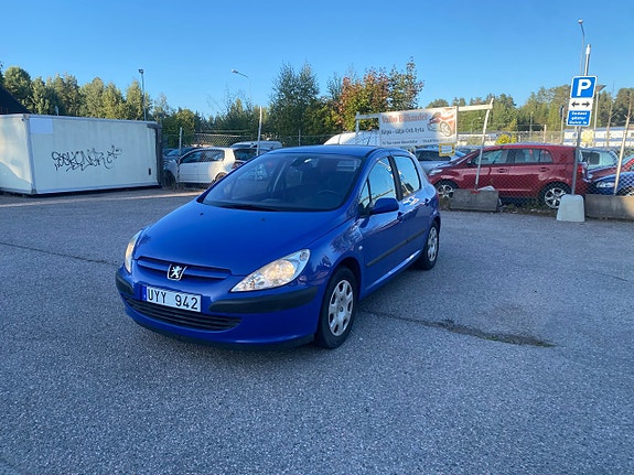 Peugeot 307 2 of 13