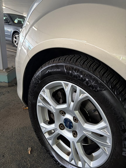 Ford B-MAX 8 of 10