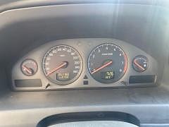 Volvo V70 5 of 7