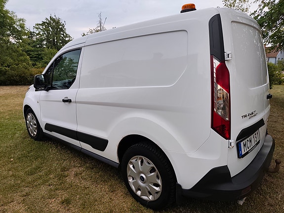 Ford Transit Connect 9 of 9