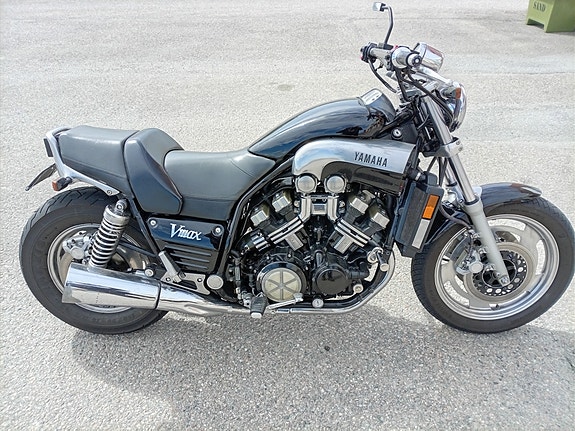 Yamaha V-Max 5 of 5