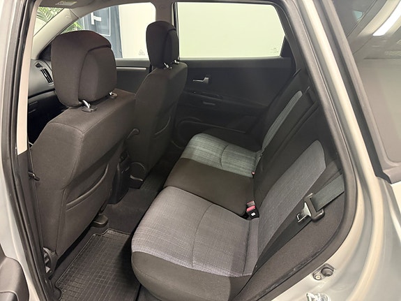 Kia Ceed 7 of 13