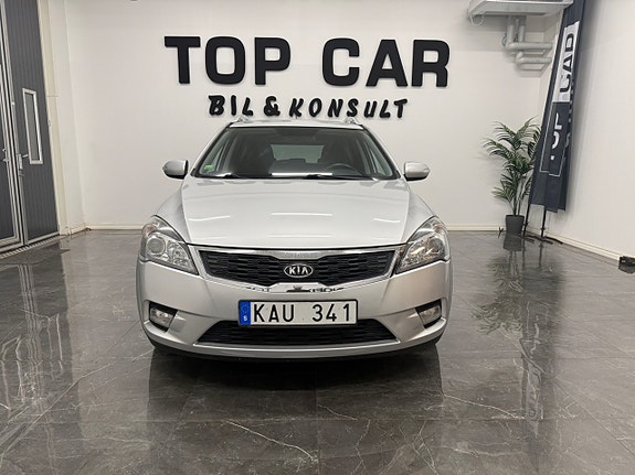 Kia Ceed 2 of 13