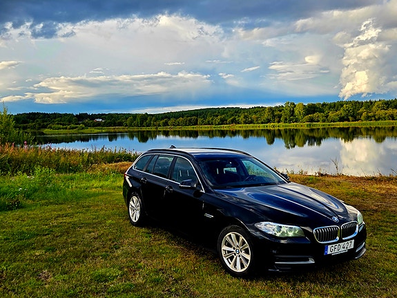 BMW 520d 2 of 4