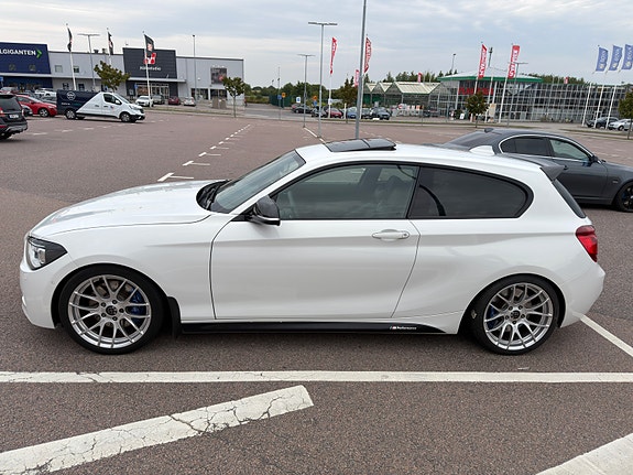 BMW M135i 5 of 17