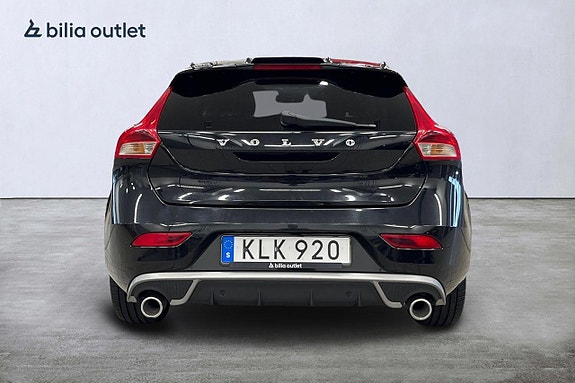 Volvo V40 6 of 27