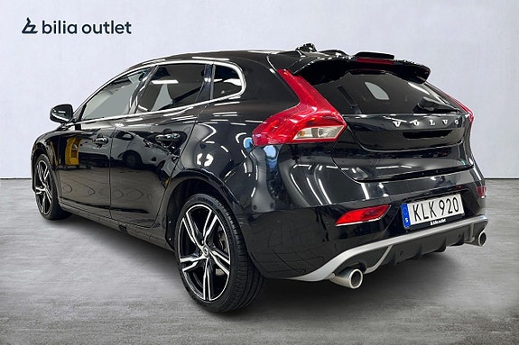 Volvo V40 5 of 27