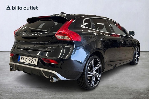Volvo V40 7 of 27