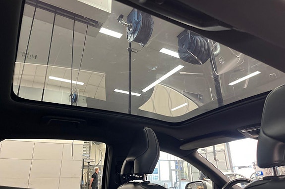 Volvo V40 22 of 27