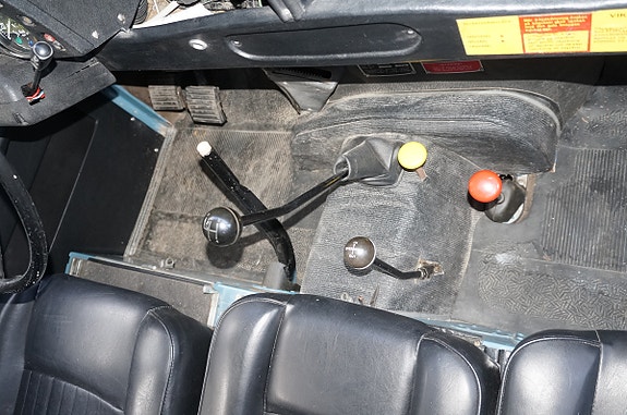 Land Rover 109 4 of 8