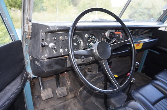 Land Rover 109 8 of 8