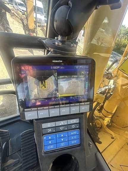 Komatsu PC138US-11 6 of 6