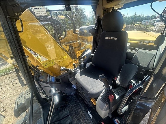 Komatsu PC138US-11 3 of 6