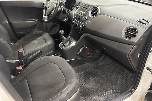 Hyundai i10 16 of 19
