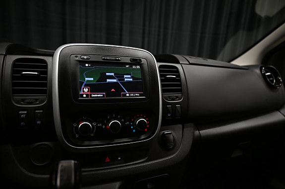 Renault Trafic 24 of 30