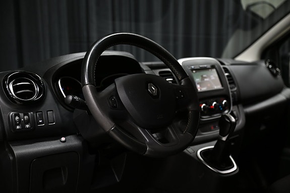 Renault Trafic 17 of 30