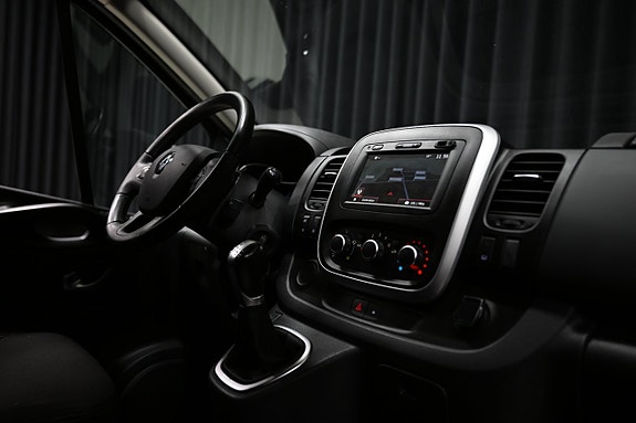 Renault Trafic 30 of 30