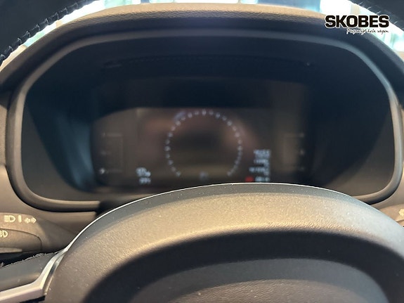 Volvo V90 13 of 21