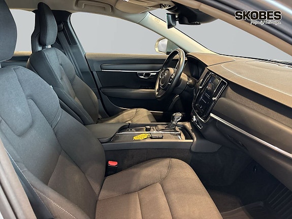 Volvo V90 11 of 21