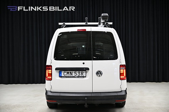 Volkswagen Caddy Maxi 16 of 30