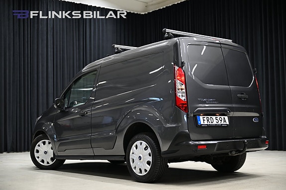 Ford Transit Connect 4 of 26