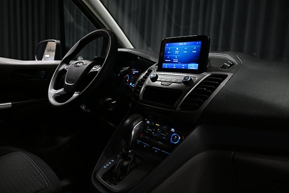 Ford Transit Connect 25 of 26