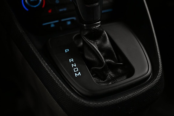 Ford Transit Connect 22 of 26