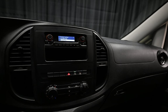 Mercedes-Benz Vito 110 26 of 28