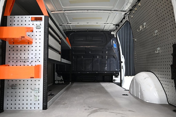 Mercedes-Benz Vito 110 8 of 28