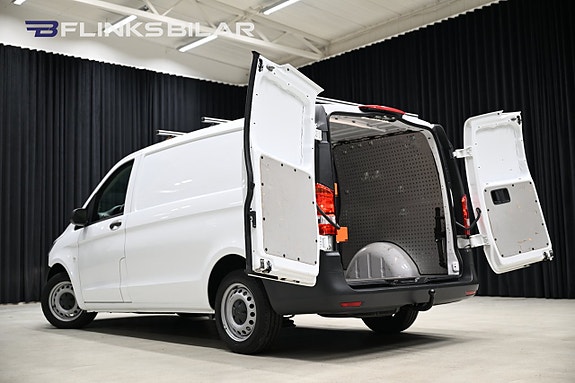Mercedes-Benz Vito 110 7 of 28