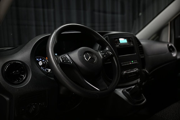 Mercedes-Benz Vito 110 18 of 28